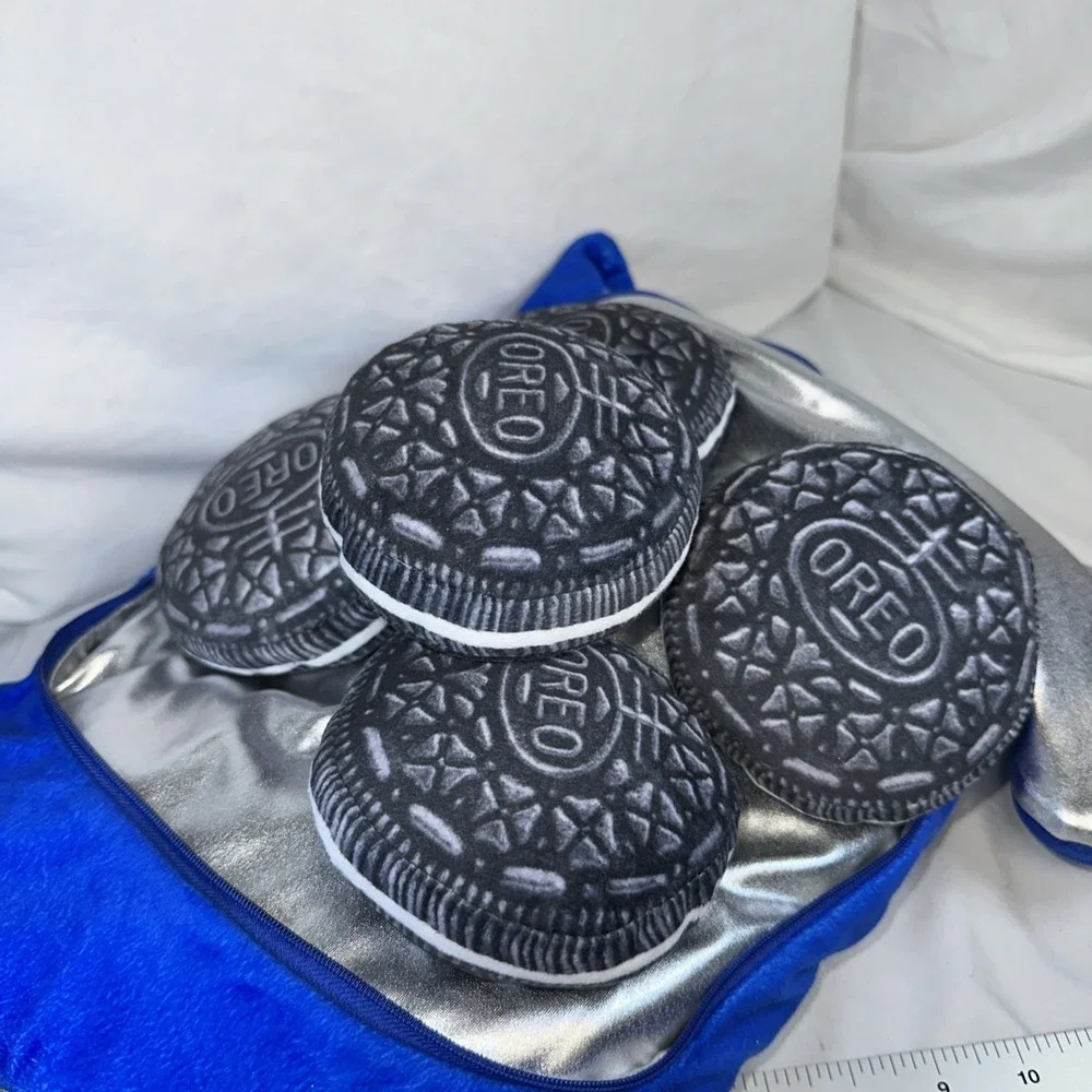 Oreo Cookies Throw Pillow With 5 Mini Plush Cookies Inside Zippered Pocket